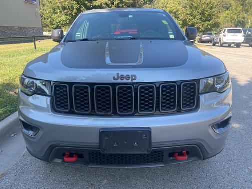 2020 Jeep Grand Cherokee Trailhawk