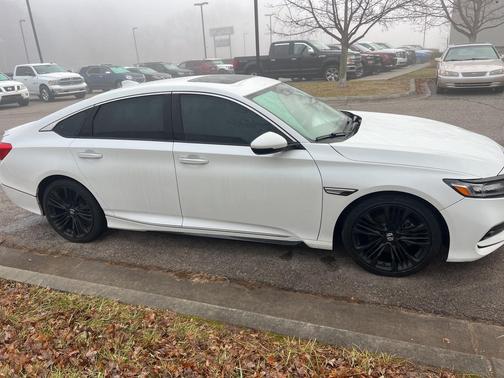 2018 Honda Accord Touring 2.0T