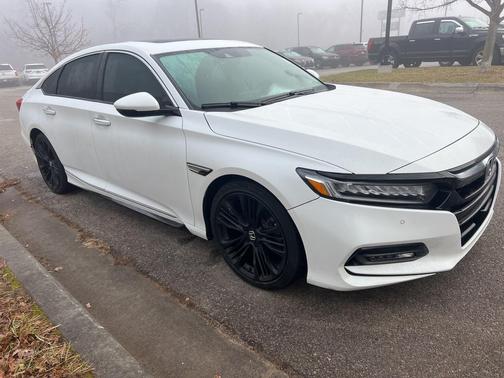 2018 Honda Accord Touring 2.0T