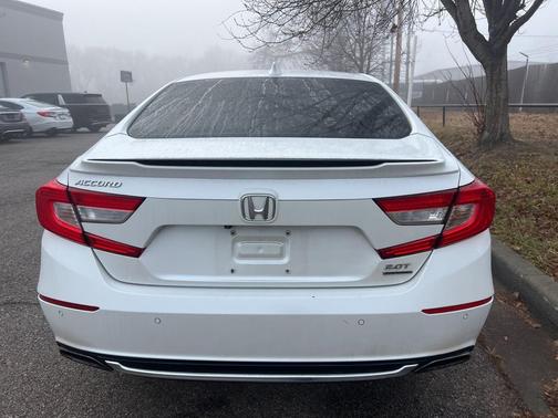 2018 Honda Accord Touring 2.0T