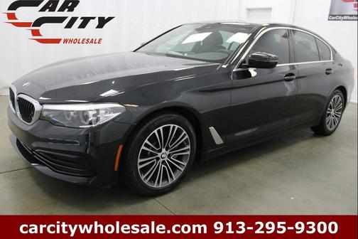2019 BMW 530 530i
