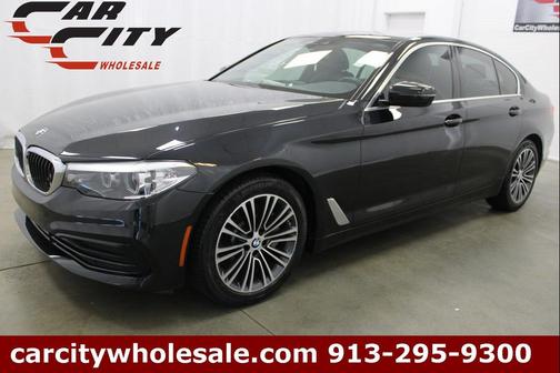 2019 BMW 530 530i