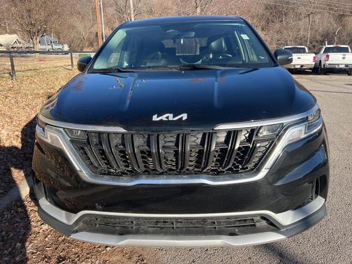 2022 Kia Carnival LXS