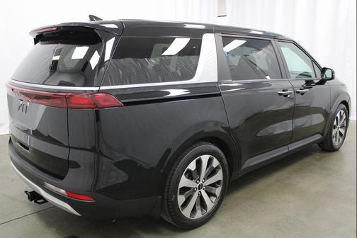 2022 Kia Carnival LXS