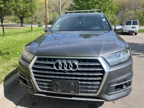 2019 Audi Q7 55 Prestige