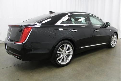 2018 Cadillac XTS Premium Luxury
