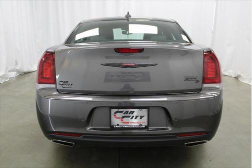 2023 Chrysler 300 S