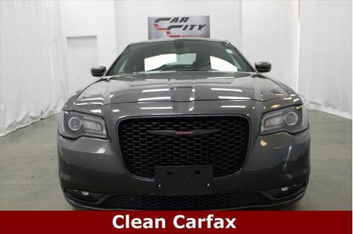 2023 Chrysler 300 S