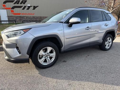 2021 Toyota RAV4 Hybrid XLE