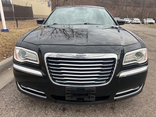 2013 Chrysler 300 S
