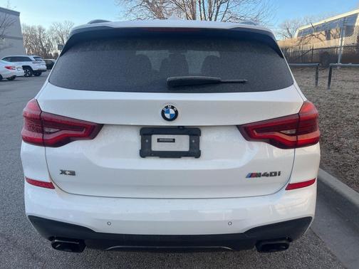 2019 BMW X3 M40i
