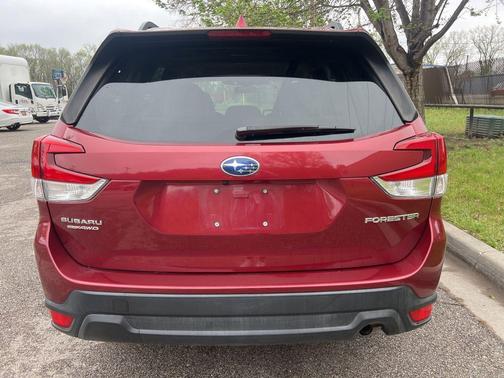 Crimson Red Pearl 2022 Subaru Forester Premium