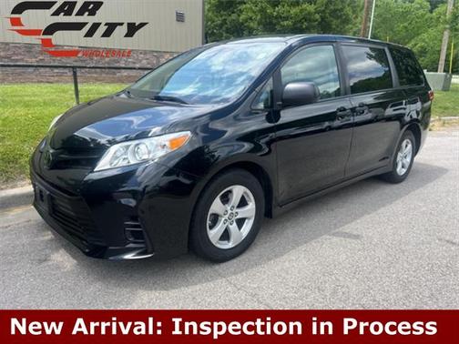 2020 Toyota Sienna SE
