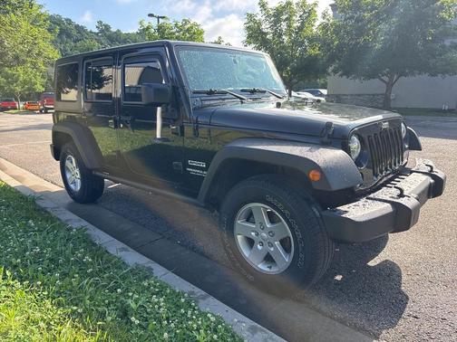 Black Clearcoat 2016 Jeep Wrangler Unlimited Sport