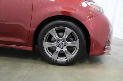 2018 Toyota Sienna SE