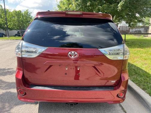 2018 Toyota Sienna SE
