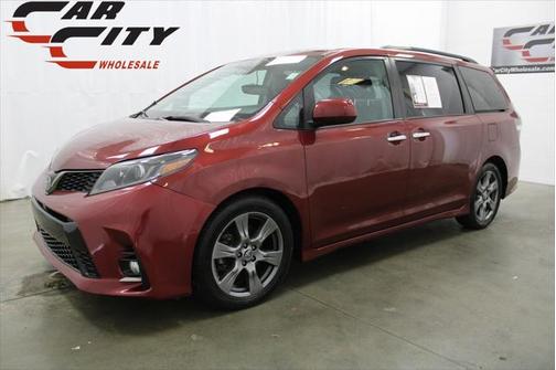 2018 Toyota Sienna SE