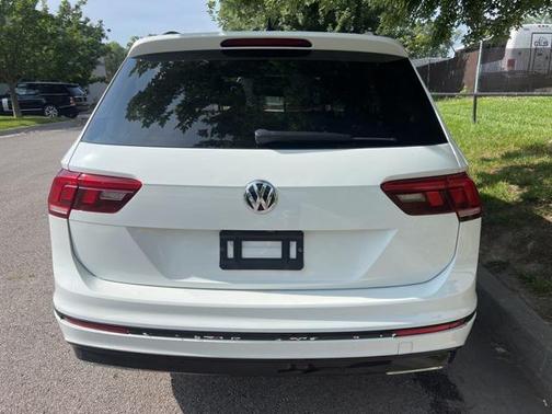 2021 Volkswagen Tiguan 2.0T SE R-Line Black 4MOTION