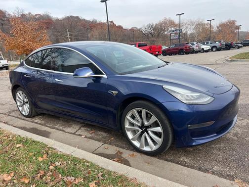 2019 Tesla Model 3 Mid Range