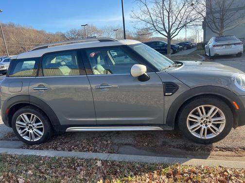 2020 MINI Countryman Cooper