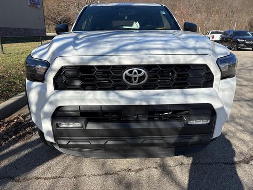 2025 Toyota 4Runner TRD Off Road Premium