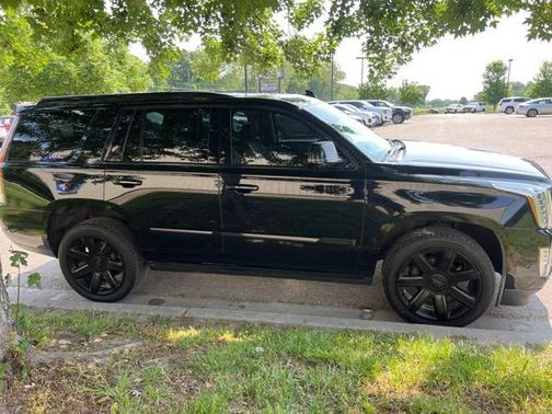 2019 Cadillac Escalade Premium Luxury