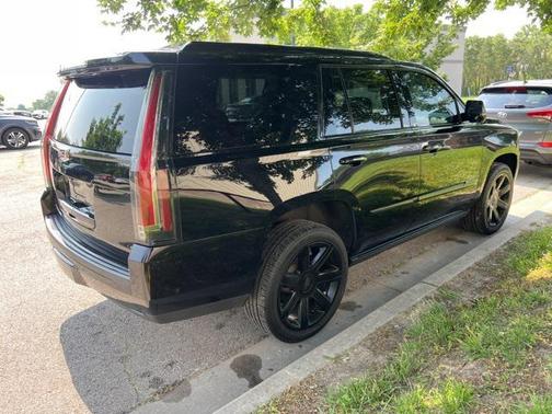 2019 Cadillac Escalade Premium Luxury