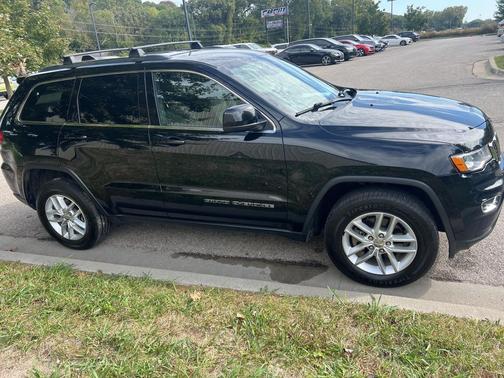 2018 Jeep Grand Cherokee Laredo E