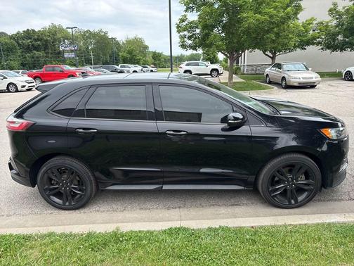 Agate Black 2020 Ford Edge ST