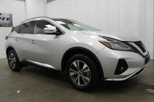 Brilliant Silver Metallic 2023 Nissan Murano SV FWD