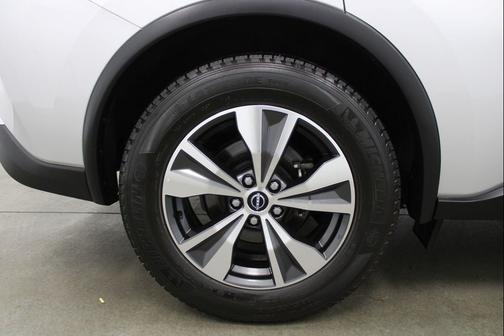 Brilliant Silver Metallic 2023 Nissan Murano SV FWD