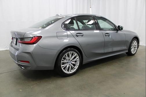 2023 BMW 330 xDrive