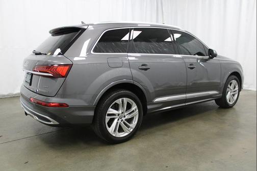 2020 Audi Q7 55 Premium Plus