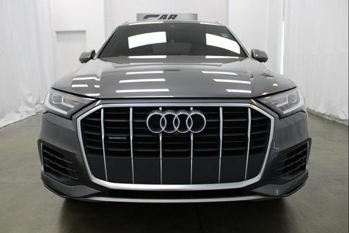 2020 Audi Q7 55 Premium Plus