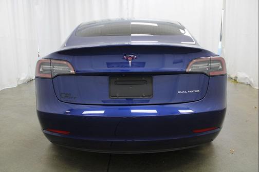 Deep Blue Metallic 2020 Tesla Model 3 Long Range