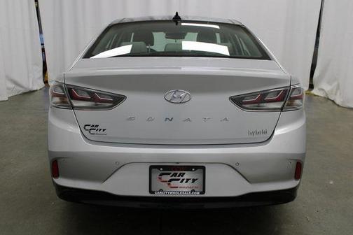 2019 Hyundai SONATA Hybrid Limited