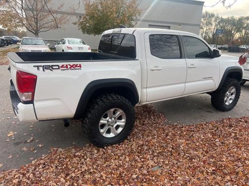 2021 Toyota Tacoma TRD Off-Road