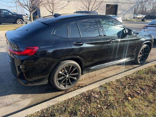2024 BMW X4 M40i