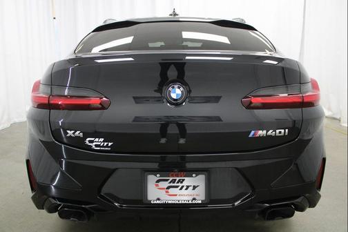 2024 BMW X4 M40i