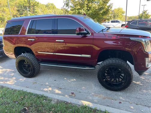 2020 Cadillac Escalade Premium Luxury