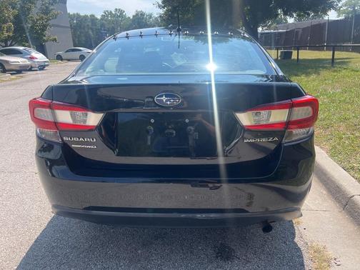 2019 Subaru Impreza 2.0i
