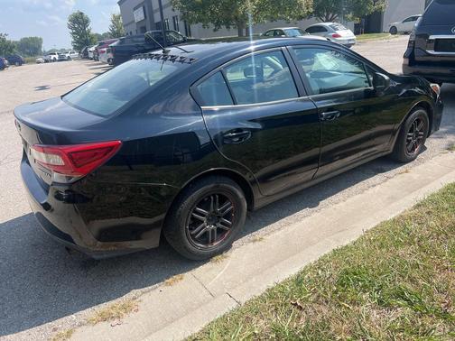 2019 Subaru Impreza 2.0i