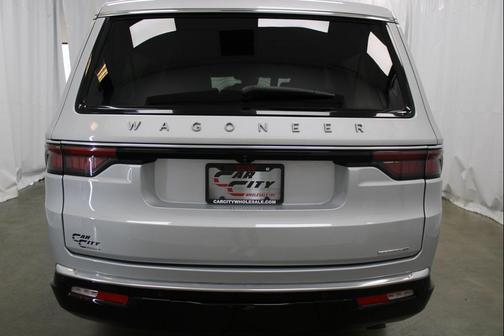 2024 Jeep Wagoneer L Series II 4x4