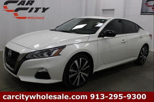 2021 Nissan Altima SR FWD