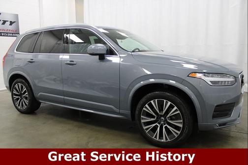 2020 Volvo XC90 T5 Momentum