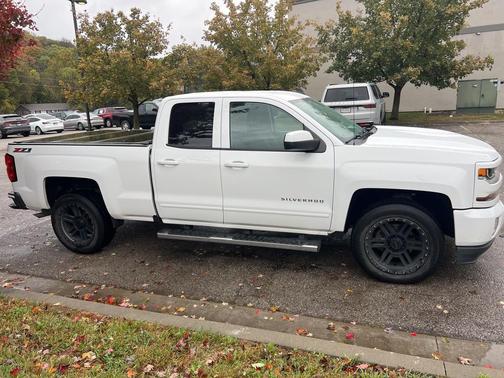 2017 Chevrolet Silverado 1500 2LT