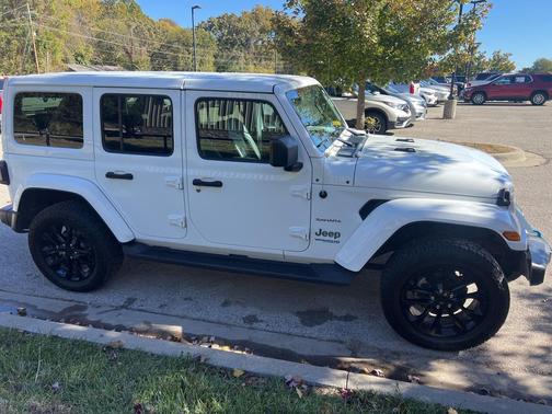2022 Jeep Wrangler Unlimited 4xe Sahara