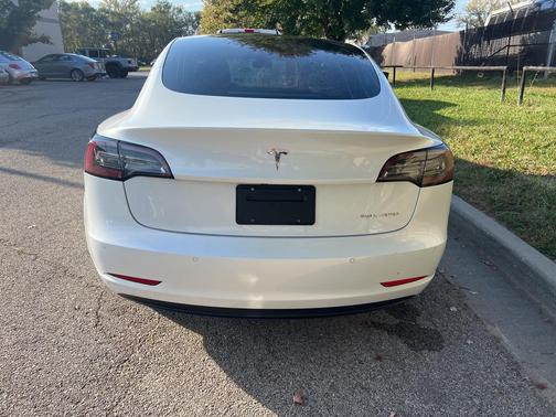 2020 Tesla Model 3 Long Range