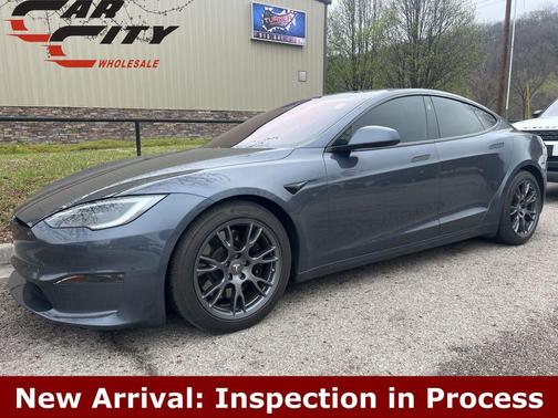 2022 Tesla Model S Plaid