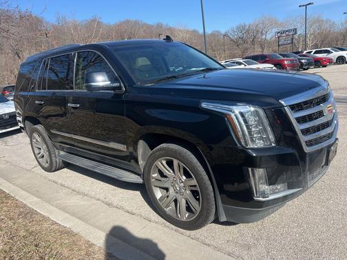 2019 Cadillac Escalade Luxury